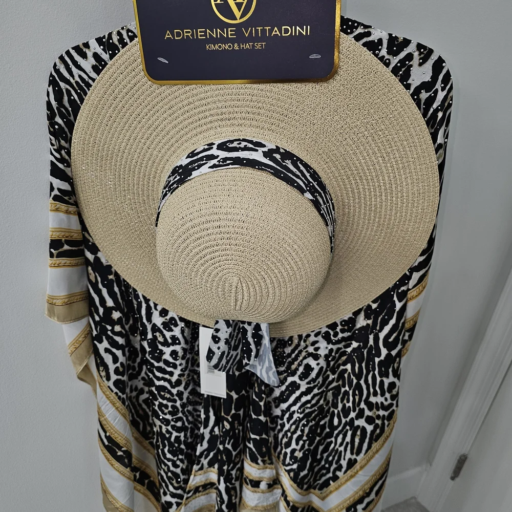 Adrienne Vittadini | Accessories | Adrienne Vittadini Kimono  display picture 1